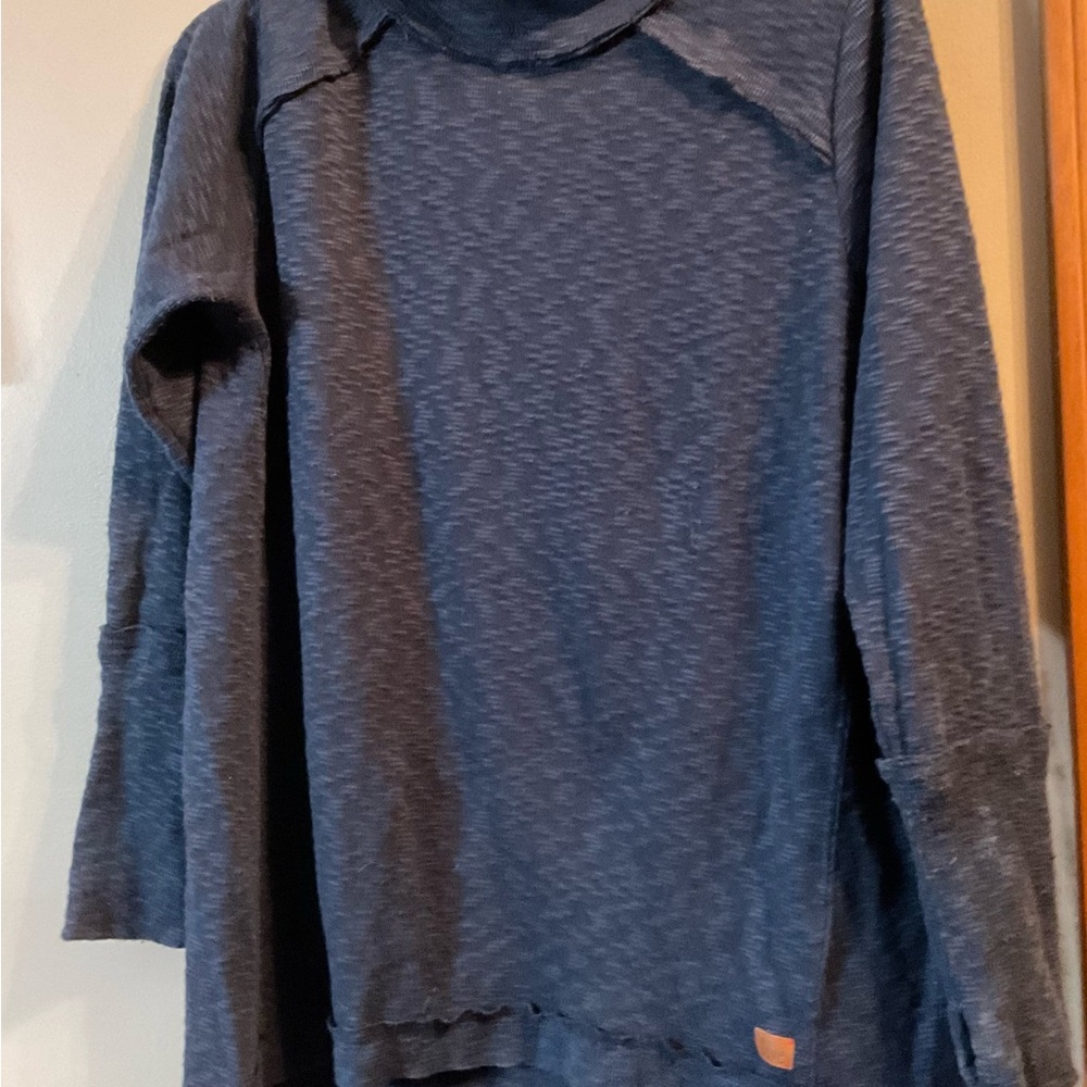 PEACE LOVE WORLD Blue Long Sleeve Top NWOT MEDIUM